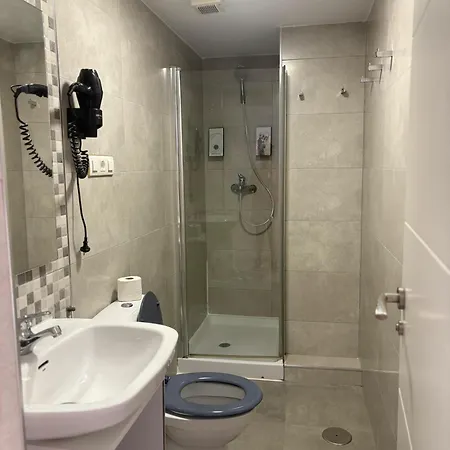 Chillout 10, Centro *